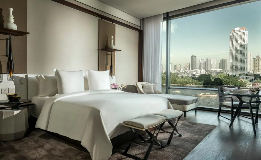 Four Seasons Hotel Chao Phraya Bangkok (9)